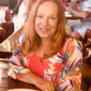 Meet your Posher, Debra